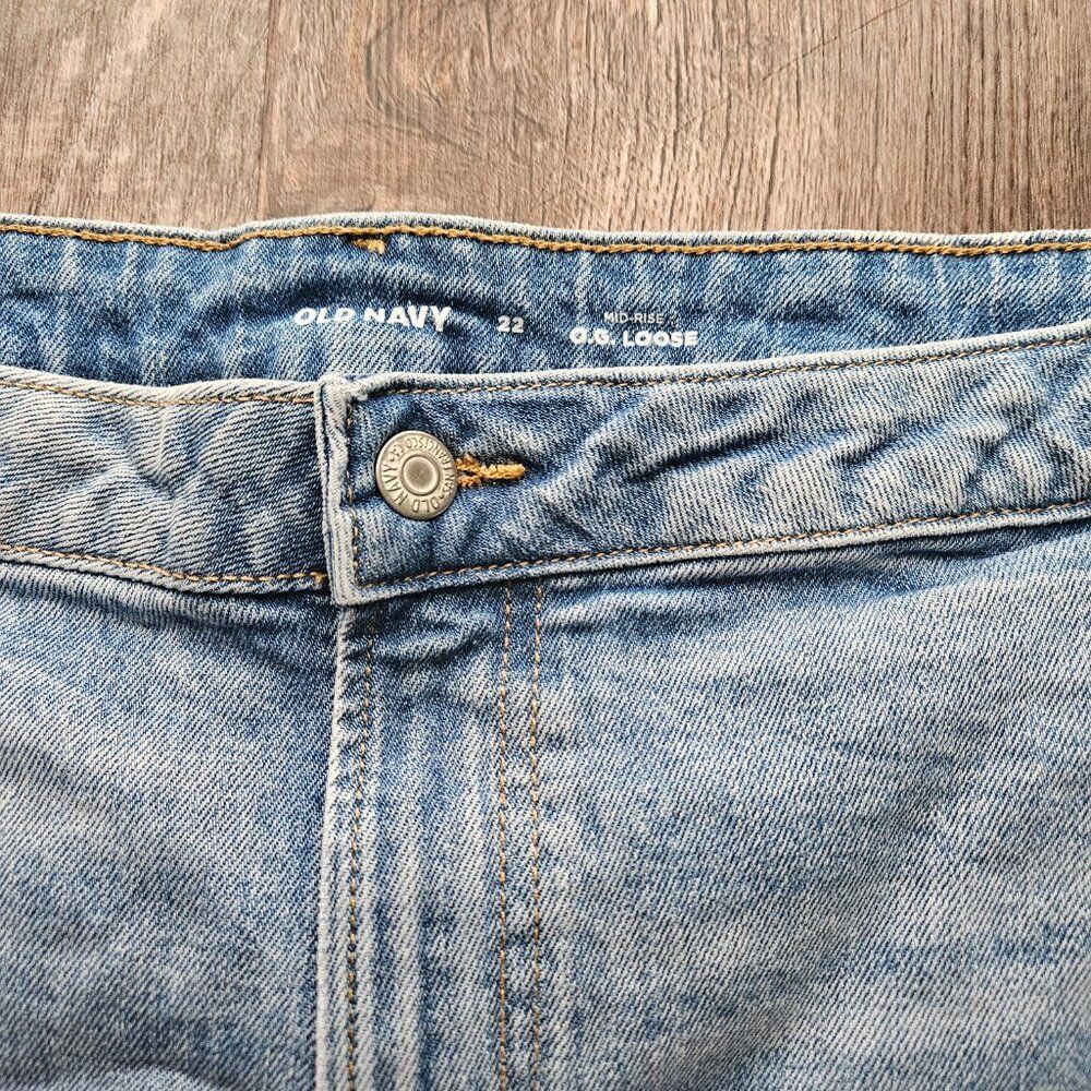 Old Navy Mid-Rise OG Loose Short - Picture 2 of 3